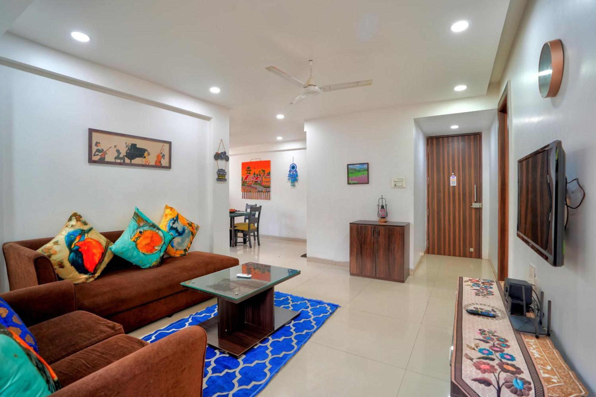 Luxurious Nirvana Apartments فاغاتور المظهر الخارجي الصورة